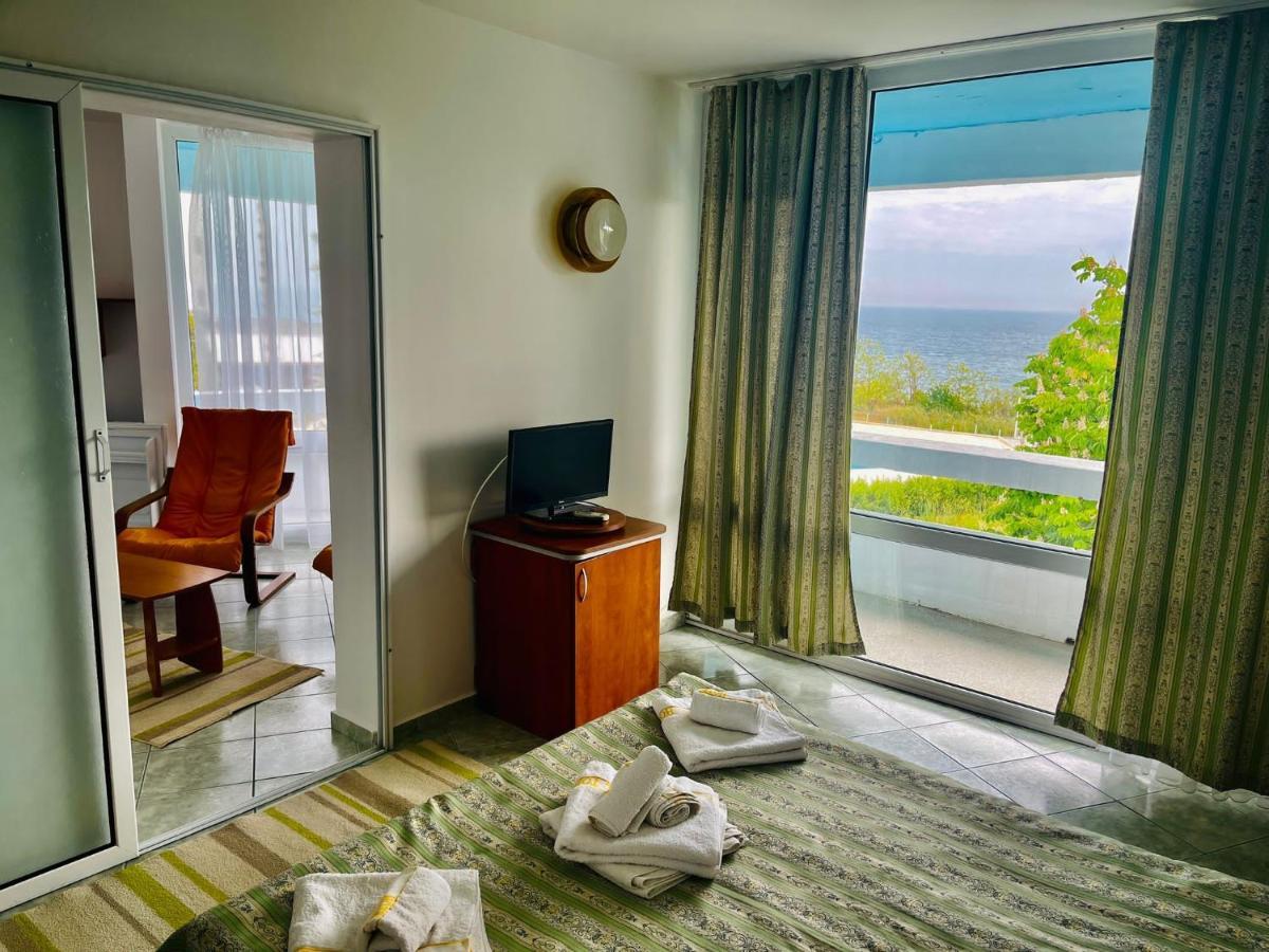 Hotel Topaz 2*